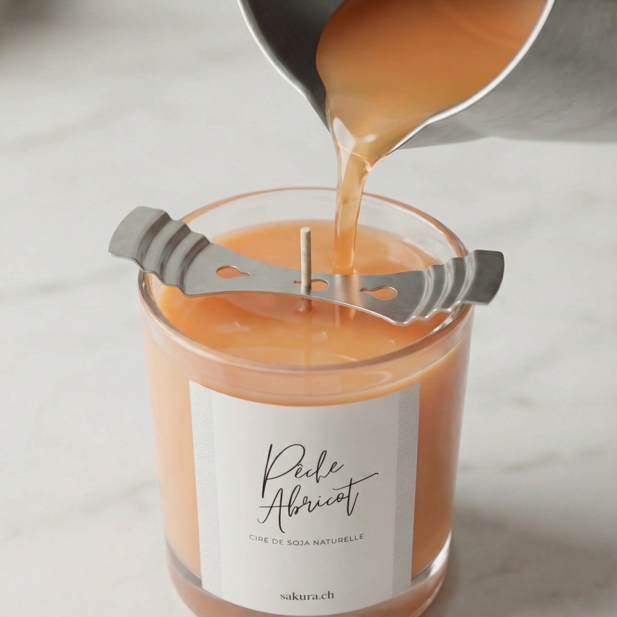 Remplissage de bougies vides